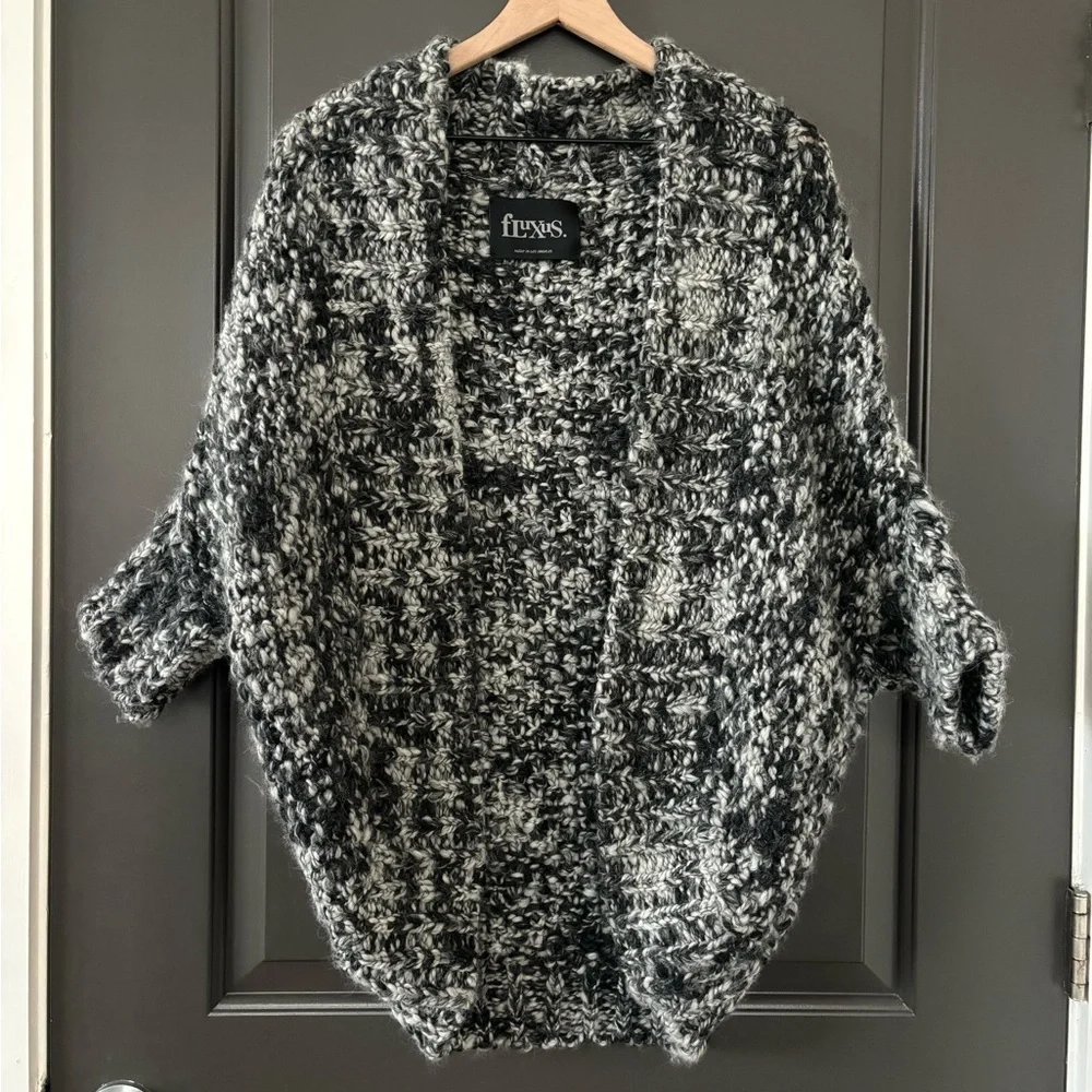 Fluxus Wool Alpaca Blend Shawl Salt & Pepper Knit Woven Chunky Oversized Coat XS